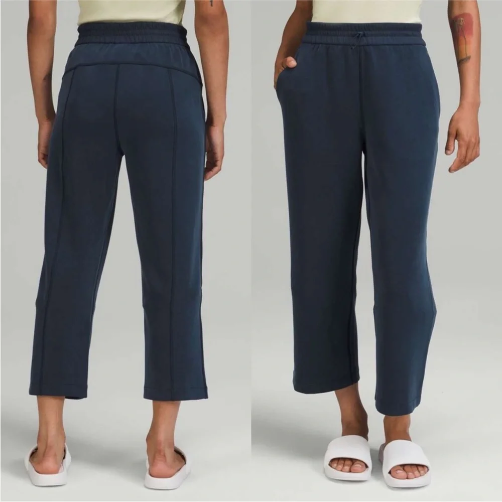 LIKE NEW Lululemon Softstreme High Rise Straight Leg Crop Pants True Navy - 12